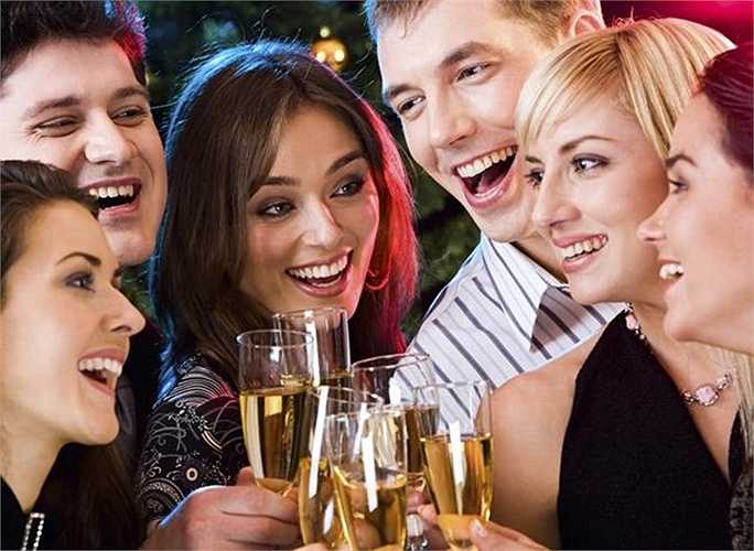 rượu bia không thể thiếu trong các cuộc vui