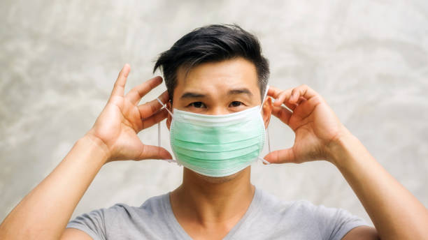 Người bệnh COPD nên đeo khẩu trang đi ra ngoài