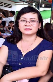 https://kienthucsuckhoe.net/upload/images/rung-toc-bac-toc-va-bi-quyet-don-gian-cua-co-giao-47-tuoi-1.JPG