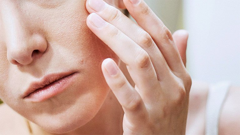  Da khô nên dùng kem chống nắng loại nào?