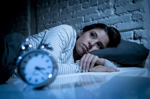 Triệu chứng mất ngủ khi bỏ thuốc lá