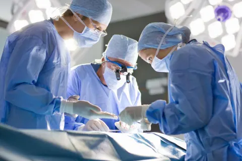Phương pháp phẫu thuật chỉ dùng khi các phương pháp khác không có hiệu quả