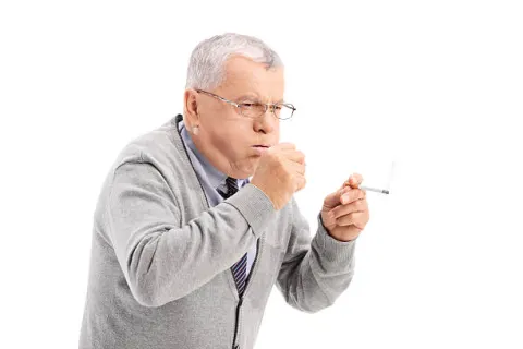 Người có tiền sử hút thuốc lá dễ bị COPD