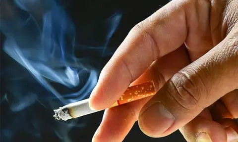 Nhiễm độc phổi và hút thuốc lá, đâu mới là nguyên nhân dẫn tới bệnh viêm phế quản mãn tính?