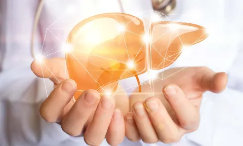 Chức năng gan kém, thiếu enzym chuyển hóa rượu tại gan khiến người uống rượu nhanh say hơn, gan thận thần kinh bị ảnh hưởng nhiều hơn