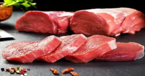 Thịt đỏ sẽ làm tăng acid uric máu