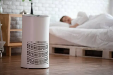 Bạn nên sử dụng máy lọc không khí