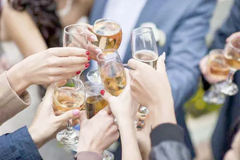 Tửu lượng cao hay thấp khác nhau giữa từng người