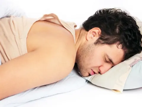 Tại sao phải giải rượu bia sau khi ngủ dậy?