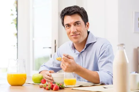 Xây dựng chế độ ăn uống khoa học để cải thiện sức khỏe sinh lý