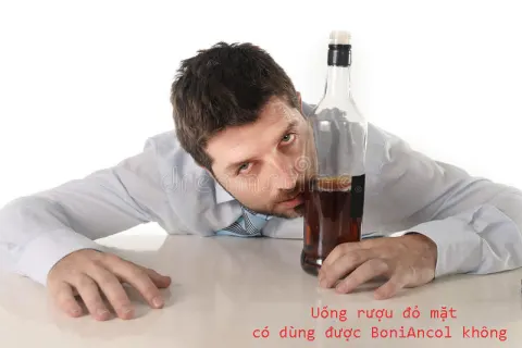 Uống BoniAncol có giảm được tình trạng đỏ mặt khi uống rượu ?