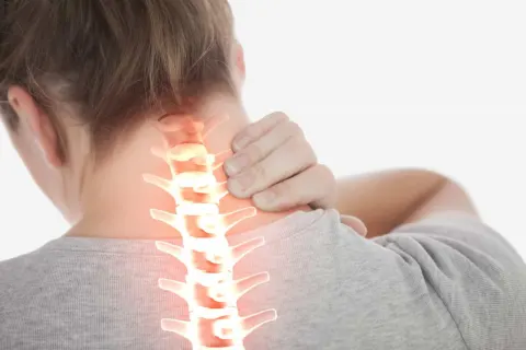 Thoái hóa đốt sống cổ có chữa được không?