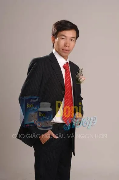 Anh Đinh Anh Đức (42 tuổi)