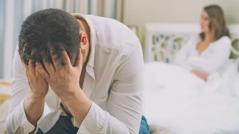 Thủ dâm quá nhiều gây xuất tinh sớm hoặc khó xuất tinh